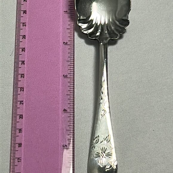 Vintage Rockford Sugar Spoon Rockport Silverplate S. P. Co 5 Star Line Flowers - Picture 10 of 11